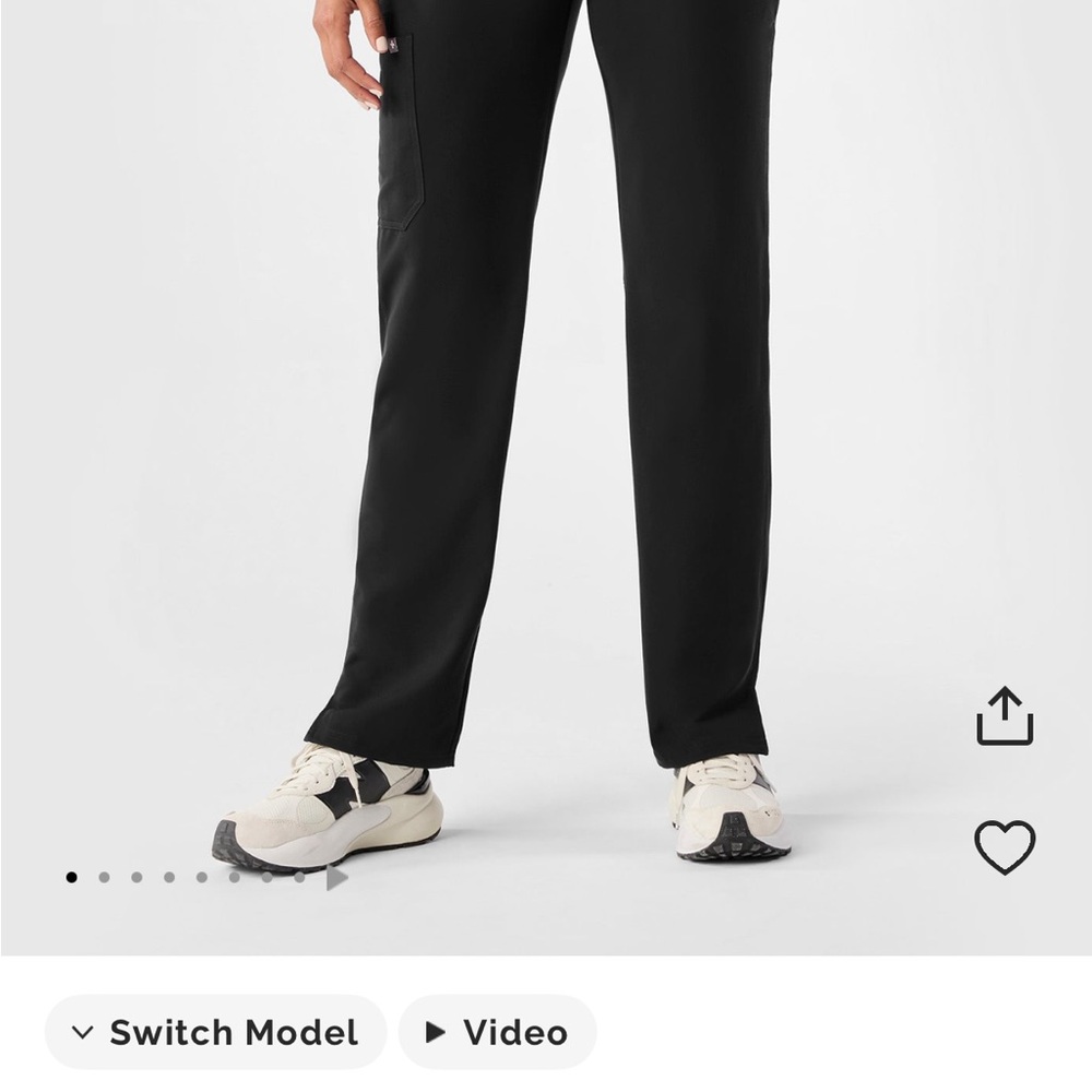 Figs women’s  Black Kade Cargo Pants small